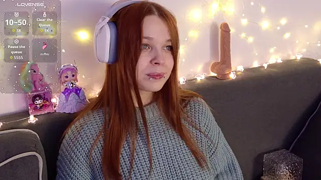 Snapshot of ValBae chatting on January 7, 2026, 9:17 pm ValBae online show from January 7, 2026, 9:17 pm