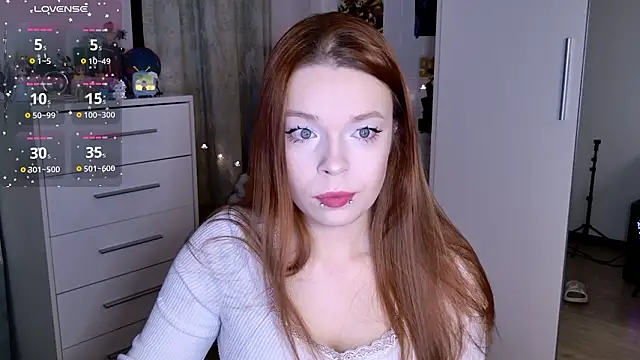 Snapshot of ValBae chatting on February 4, 2026, 10:15 pm ValBae online show from February 4, 2026, 10:15 pm