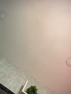 ailynBlaze online show from February 26, 2025, 7:05 pm