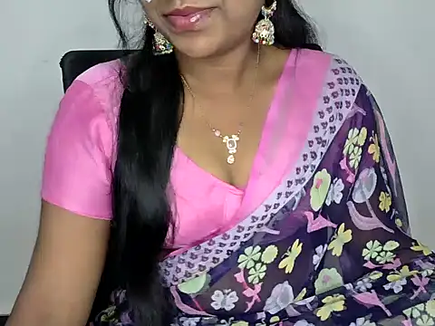 shila20 online show from February 24, 2025, 6:15 pm