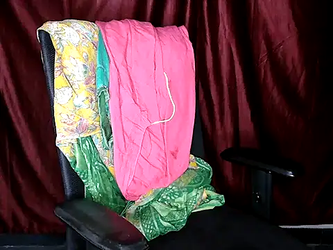 shila20 online show from September 23, 2025, 7:28 pm