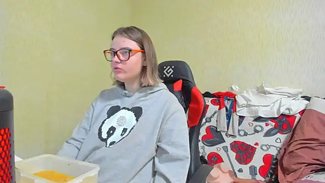 Seductive She Wolf online show from March 14, 2025, 7:01 pm