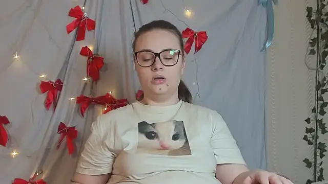 Seductive She Wolf online show from January 7, 2026, 2:41 pm