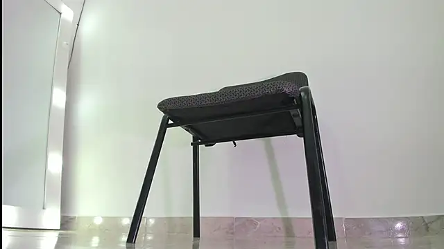 Madeleine  w online show from March 10, 2025, 11:27 pm