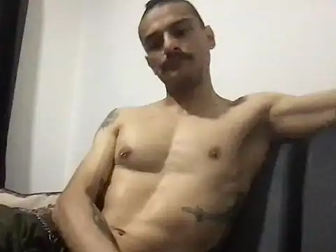 HorrorotikA online show from March 31, 2026, 4:02 am