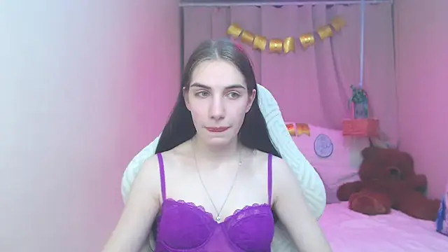 NikaStark  online show from April 16, 2026, 9:39 pm