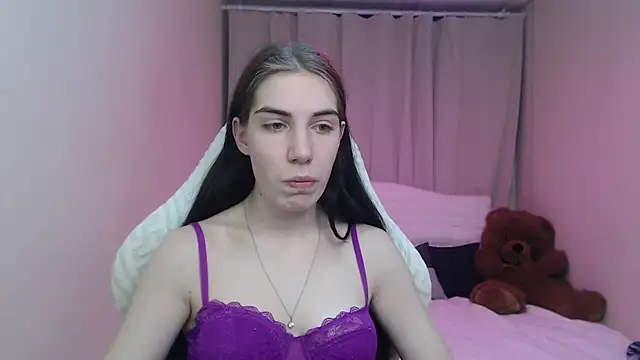 Snapshot of NikaStark_ chatting on April 23, 2026, 6:43 pm NikaStark online show from April 23, 2026, 6:43 pm