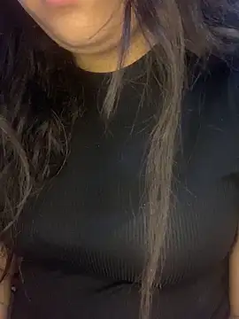 yassminsexy22 online show from December 21, 2025, 12:34 pm