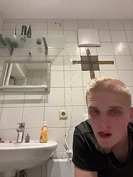 Michaela1222 online show from April 15, 2026, 5:53 pm