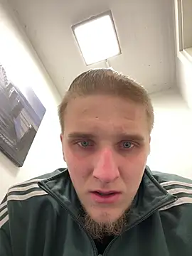 Michaela1222 online show from April 30, 2026, 8:42 am