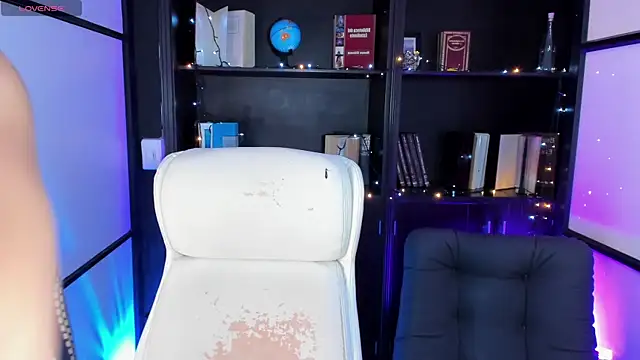 CamilaHarperr  online show from December 4, 2024, 4:21 am