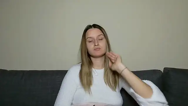 Submissive love online show from January 6, 2025, 8:39 pm