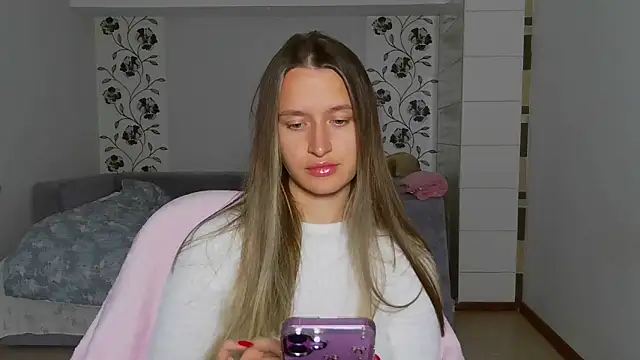 Submissive love online show from November 10, 2025, 4:39 pm