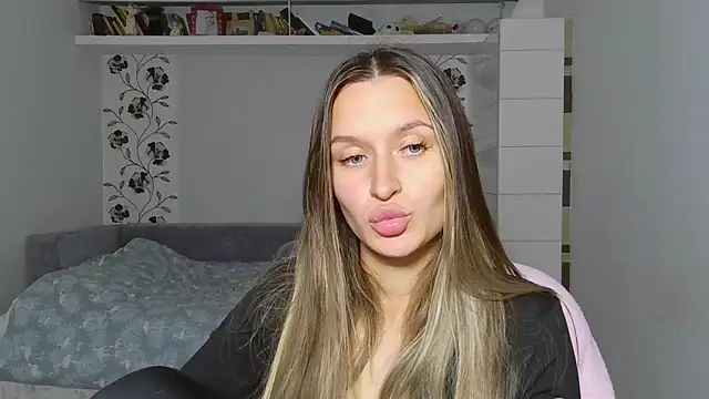 Submissive love online show from November 28, 2025, 5:37 pm