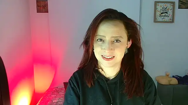 catalinamommyx online show from September 21, 2025, 4:25 am