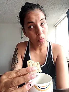 Bonny Klote online show from February 24, 2025, 1:42 pm