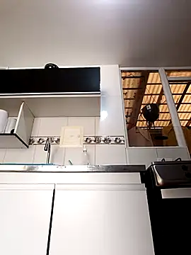 Bonny Klote online show from December 18, 2025, 2:56 pm