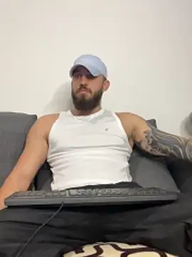 LoveIsBlind  online show from October 30, 2025, 7:47 pm