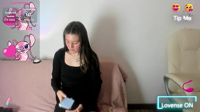 Tesa cute online show from November 12, 2025, 10:52 pm