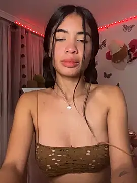 lina pink online show from December 3, 2024, 5:31 am