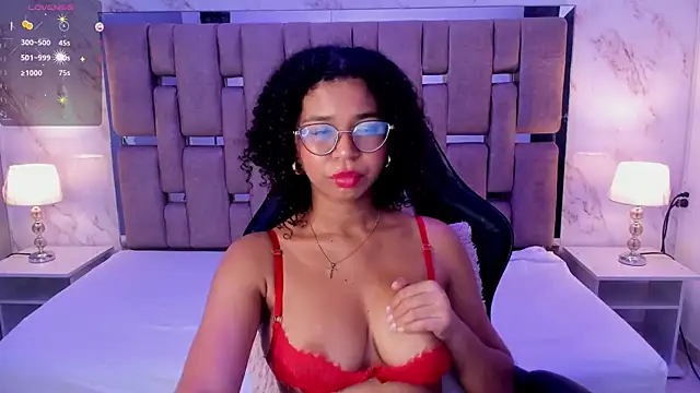 MilaHall  online show from March 15, 2025, 4:13 am