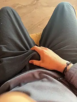 josle24 online show from October 29, 2025, 3:03 pm