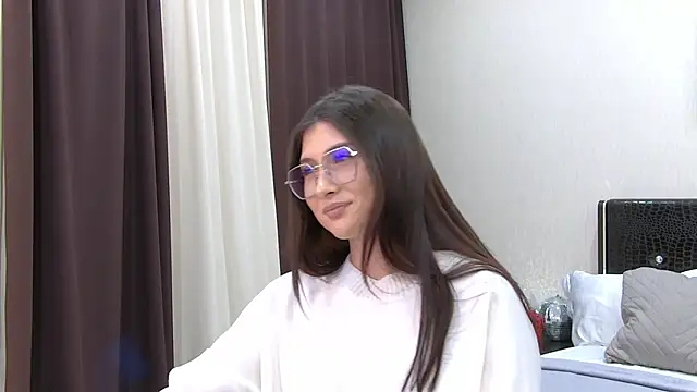 MonicaThompson online show from January 16, 2025, 2:41 pm