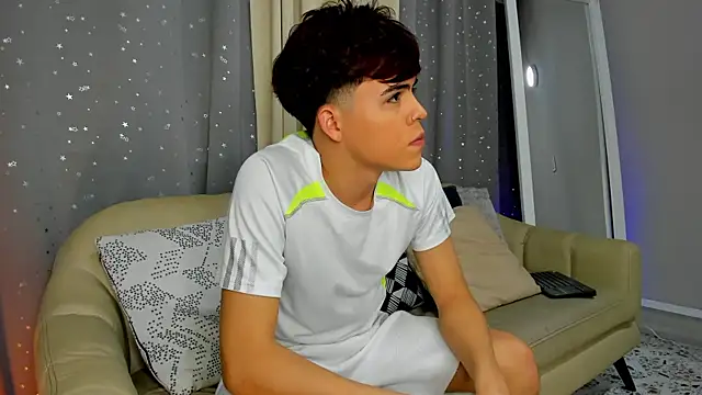 justinbiler online show from March 21, 2025, 2:28 am