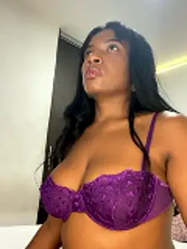 KriisvanyLeroy online show from January 9, 2026, 3:42 am