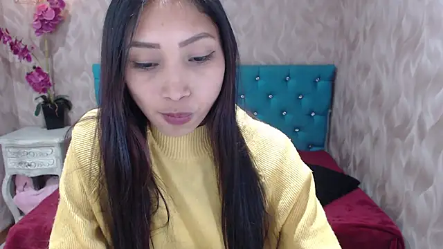 Snapshot of MadelineDoll chatting on January 23, 2025, 7:18 pm MadelineDoll online show from January 23, 2025, 7:18 pm