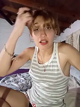 Viudanegraa online show from November 25, 2025, 12:10 am