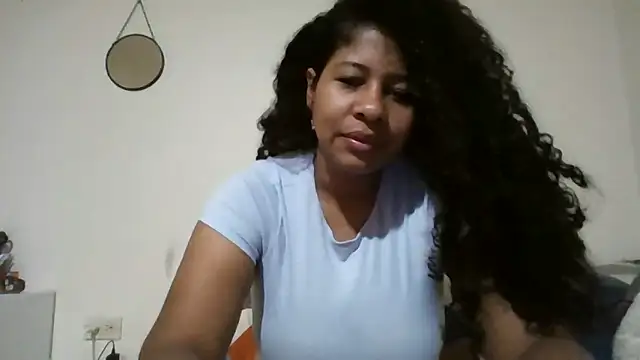 Ivon-09 online show from April 13, 2026, 11:37 am