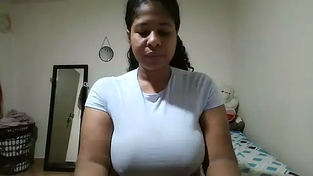 Ivon-09 online show from April 20, 2026, 12:19 pm