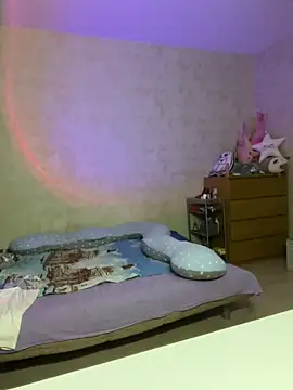 hungry1bunny online show from March 2, 2025, 4:32 pm