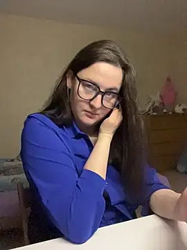 hungry1bunny online show from February 17, 2026, 6:58 pm