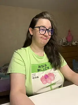 hungry1bunny online show from February 24, 2026, 5:55 pm