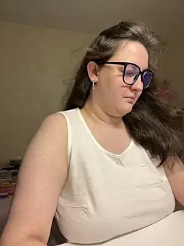 hungry1bunny online show from March 16, 2026, 7:51 pm