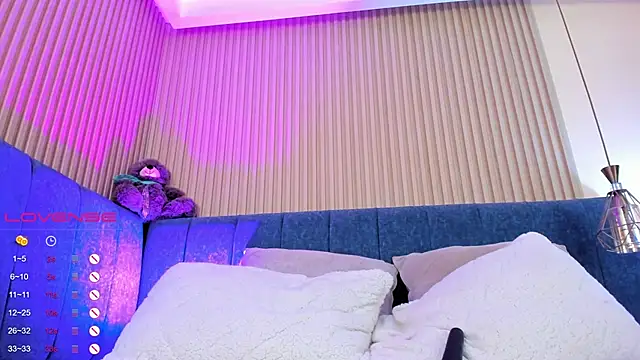 kathecute   online show from December 10, 2024, 4:45 am