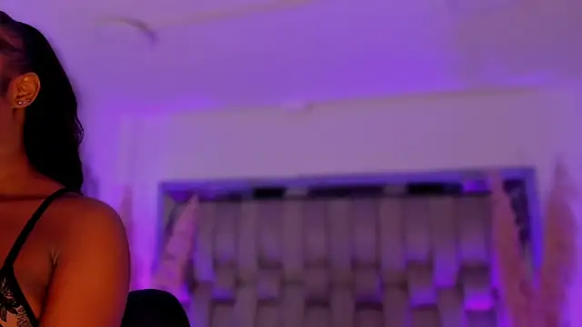 ChaynnaCooper online show from February 10, 2026, 4:27 am