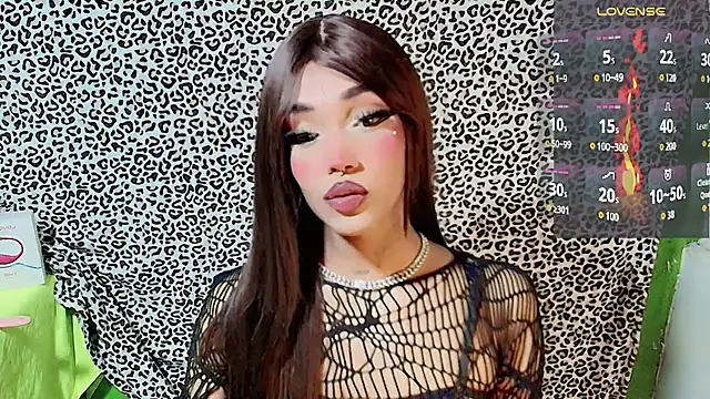 Snapshot of HELEM__S7 chatting on August 5, 2026, 6:05 am HELEM S7 online show from August 5, 2026, 6:05 am