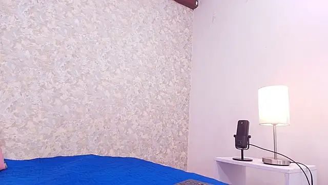 nicol f online show from January 26, 2025, 7:20 pm