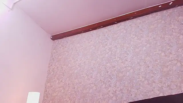 nicol f online show from September 28, 2025, 7:08 pm