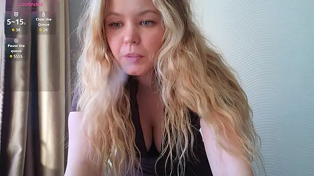 Milana15 online show from April 14, 2026, 2:45 pm