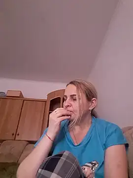 Malichkaanna30 online show from December 19, 2024, 12:34 pm