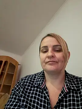 Malichkaanna30 online show from February 15, 2025, 8:54 am