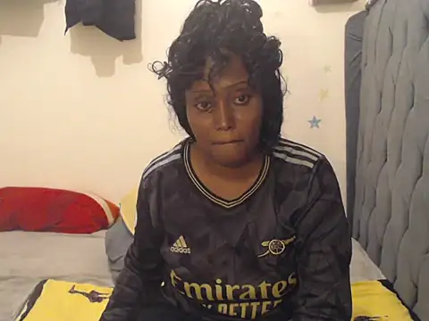 Ebonymercy online show from April 17, 2026, 8:12 pm