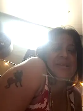 Snapshot of Hot_Queen77 chatting on February 19, 2025, 9:03 pm Hot Queen77 online show from February 19, 2025, 9:03 pm