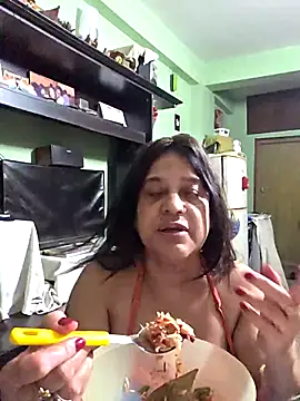 Snapshot of Hot_Queen77 chatting on March 4, 2026, 8:15 pm Hot Queen77 online show from March 4, 2026, 8:15 pm