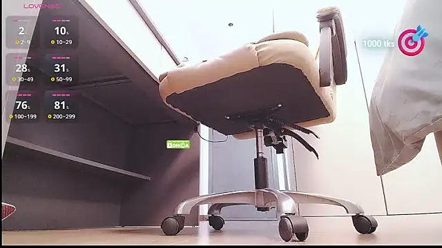 CN-xiaofei online show from April 15, 2026, 4:52 am