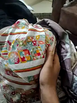 Snapshot of Raat_ki_rani_ chatting on December 7, 2024, 12:30 am Raat ki rani online show from December 7, 2024, 12:30 am